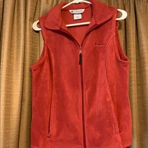Columbia Vest Size M